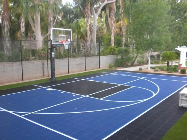 Half BasketBall Court