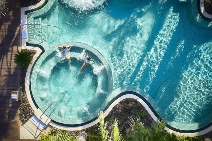 Jacuzzi